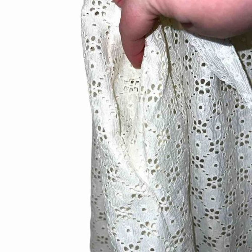 Vintage Miss Elaine 50s/60s white eyelet lace house robe - Picture 4 of 11